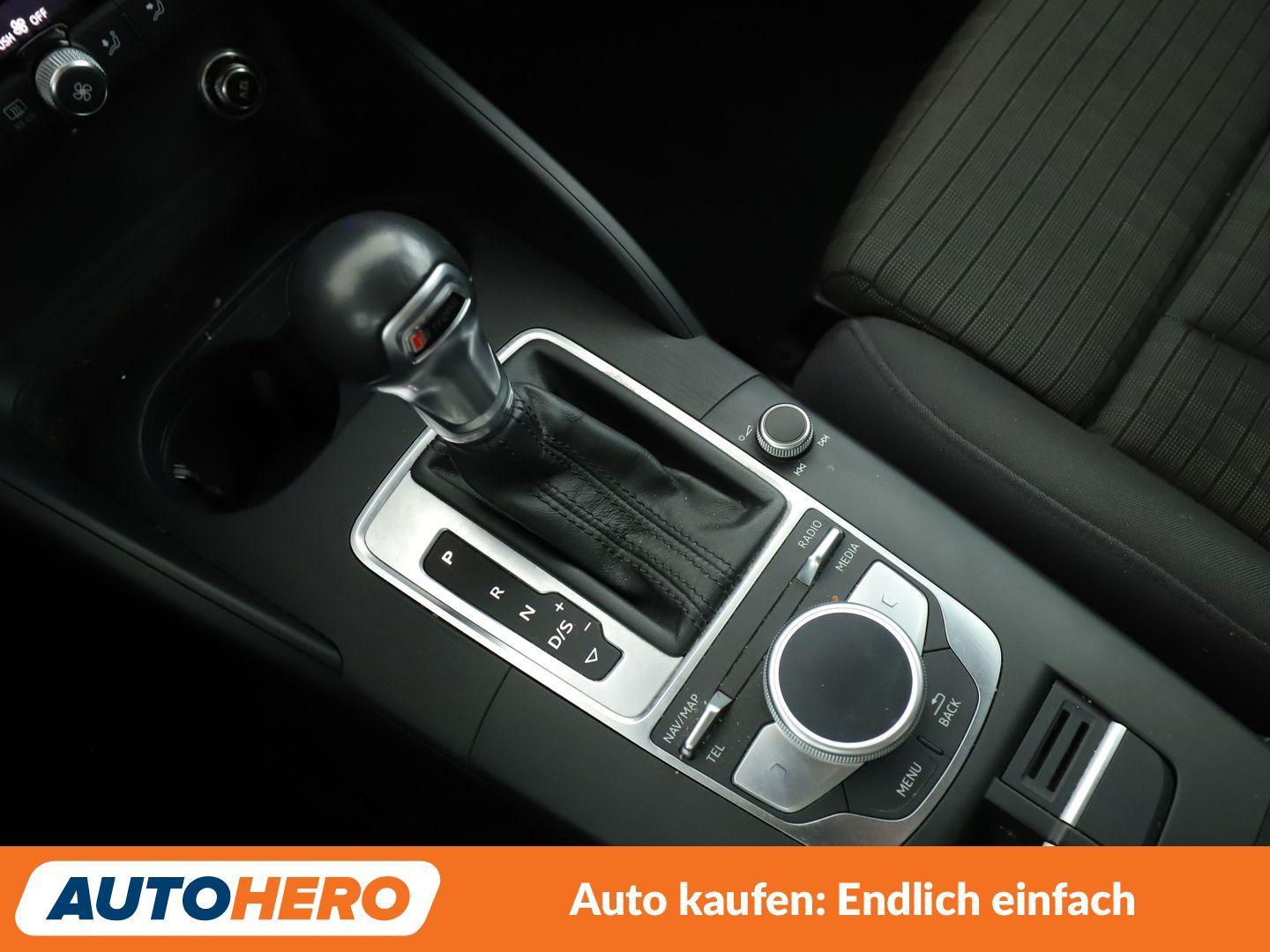 Audi A3 Sportback 35 TFSI Sport Aut. *NAVI*BI-XENON*
