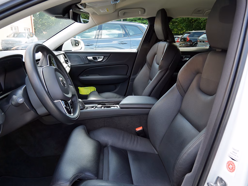 Volvo V60 Cross Country B5 AWD Pro, миниатюра 17