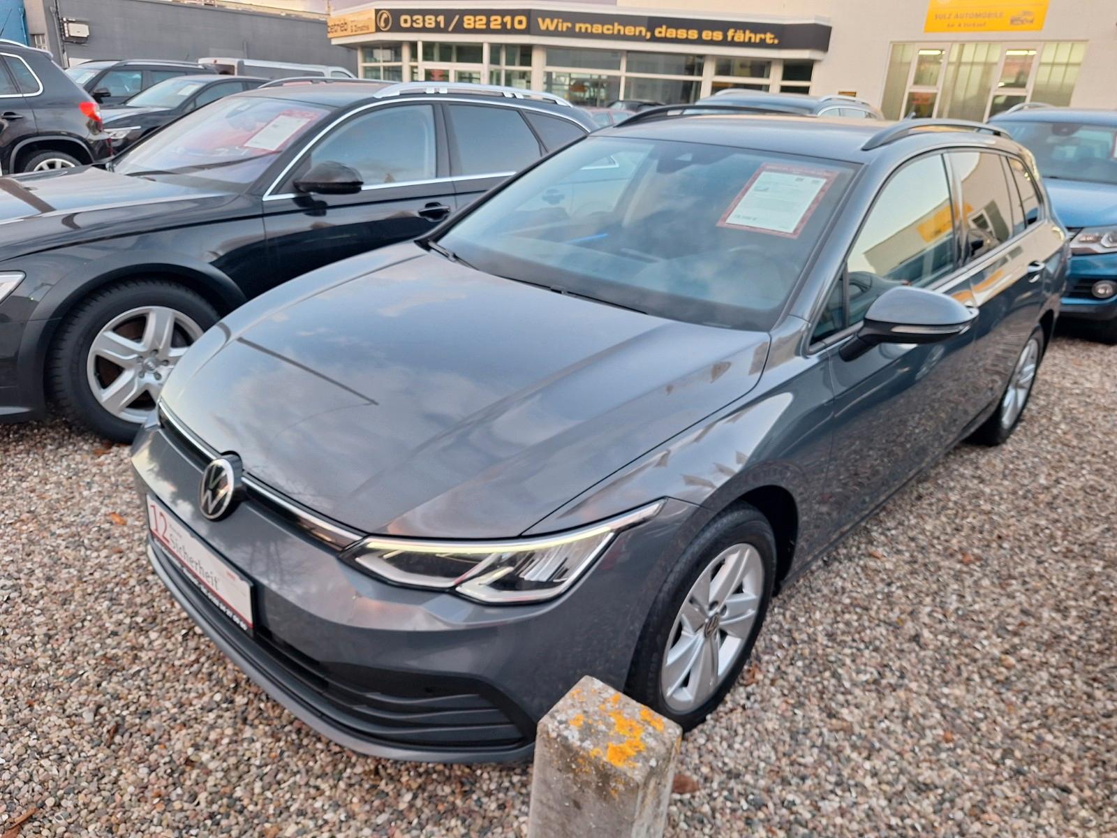 Volkswagen Golf VIII Variant Life AUTOMATIK NAVI