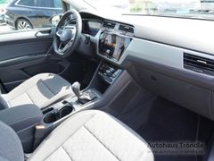 VW Touran Move 2.0 TDI DSG Bluetooth Navi Klima