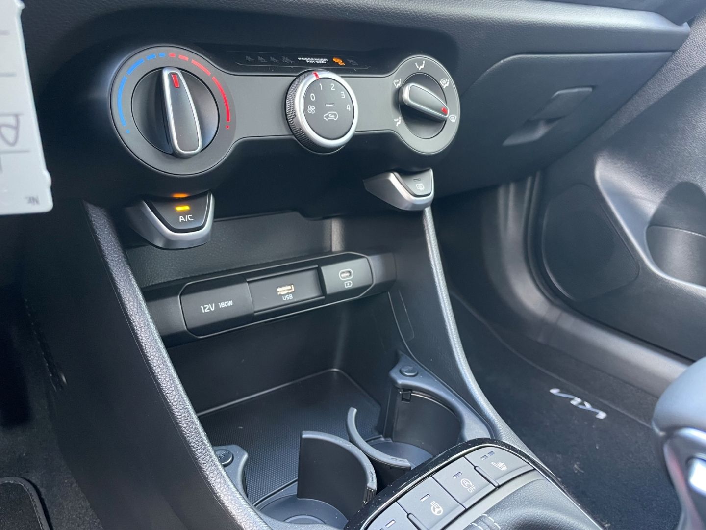 Fahrzeugabbildung Kia Picanto Vision 1.0 DAB Navi Kamera PDC