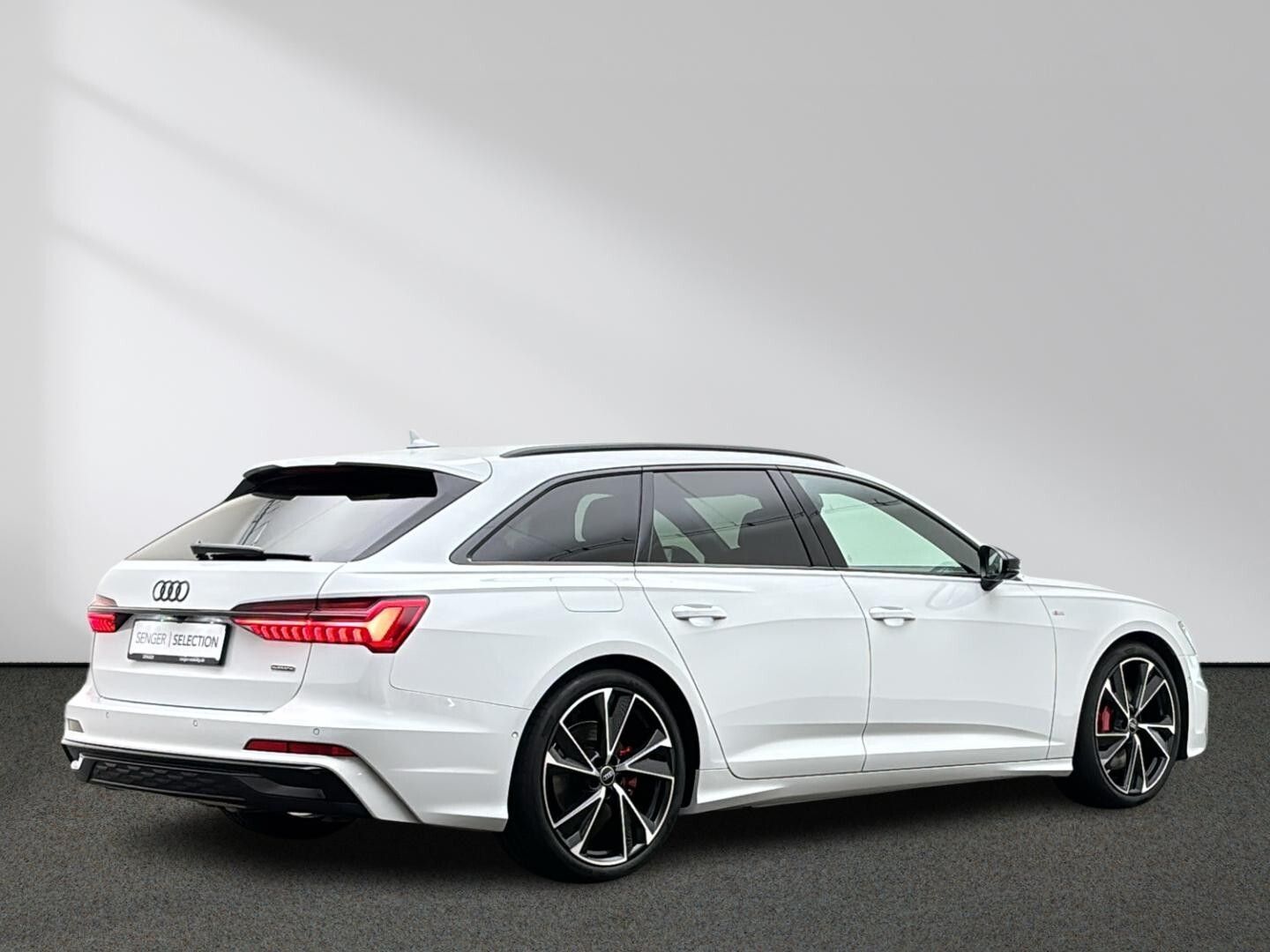 Audi A6 Avant 55 TFSIe quattro S-Line S-tronic Leder foto 3