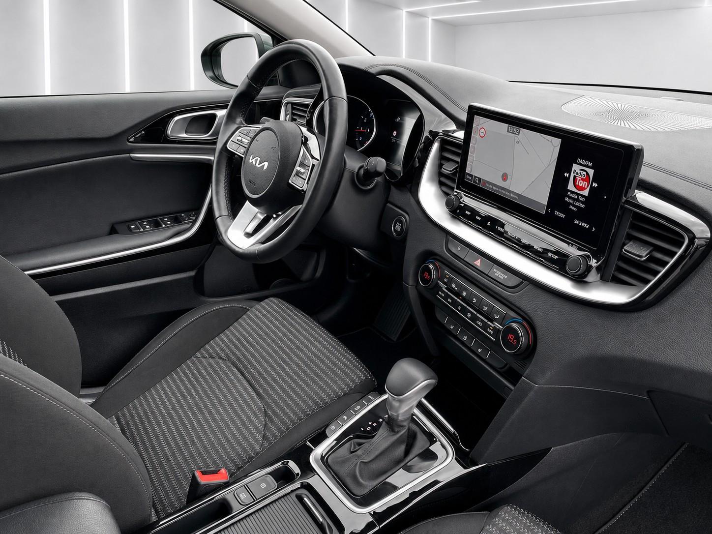 Kia Ceed SW 1.5 T-GDI DCT7 Platinum *LED*JBL*Kamera*