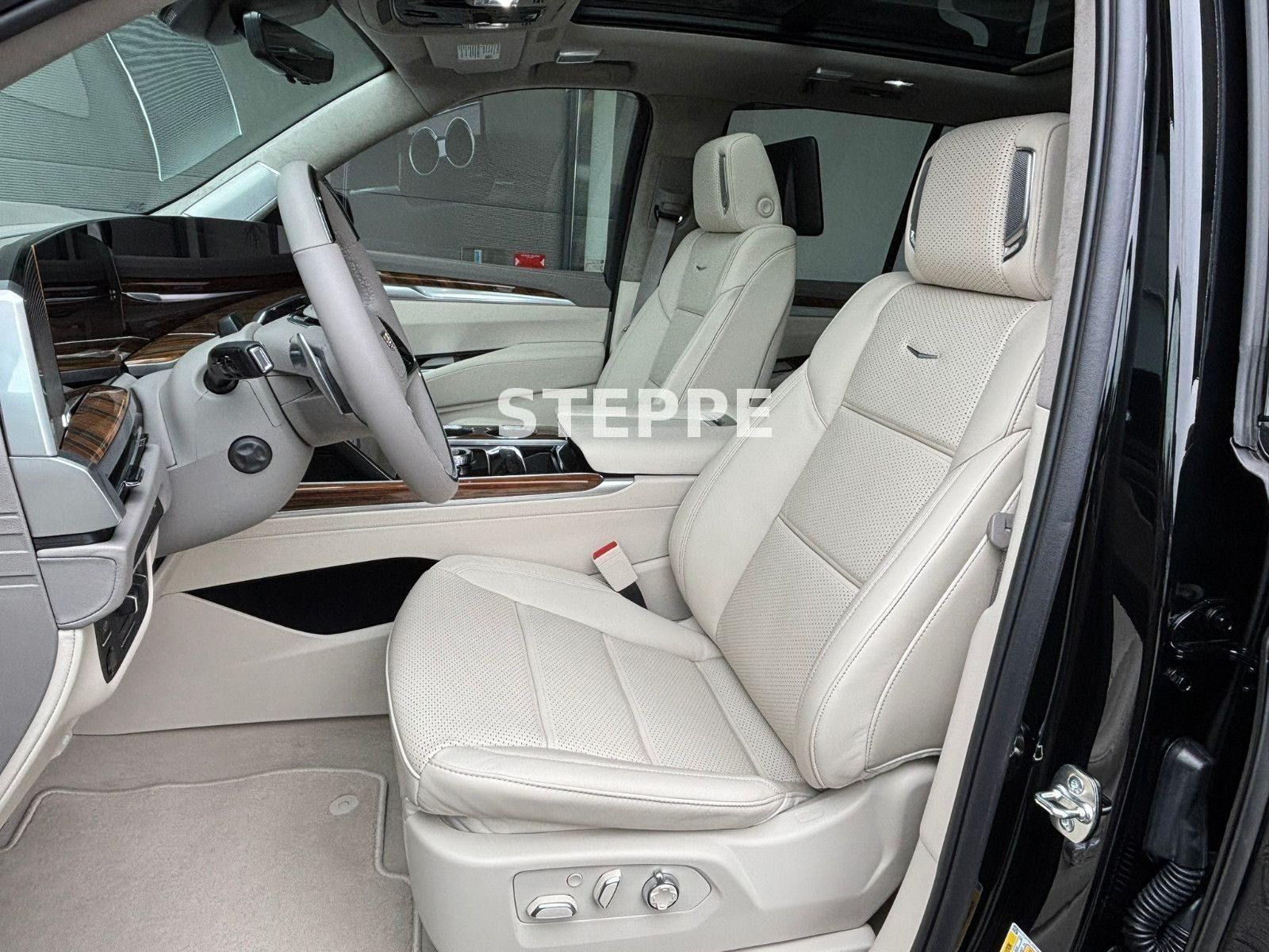 Cadillac Escalade FACELIFT MY26 6.2 V8 Sport Platinum 24"