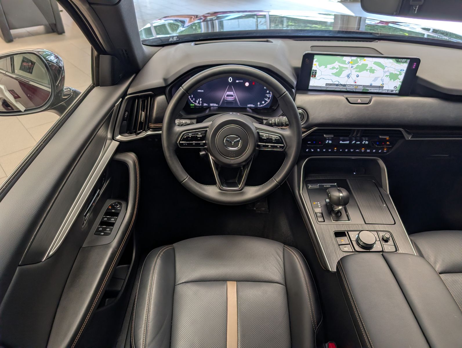Fahrzeugabbildung Mazda CX-80 3.3L Homura PlusPANO*HUD*BOSE*NAPPA*7SIT