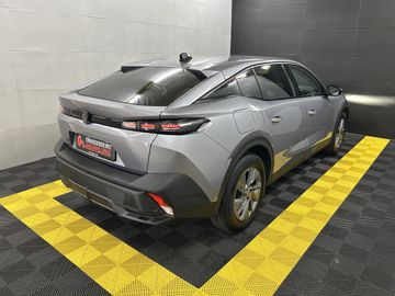 Peugeot 408 - 4