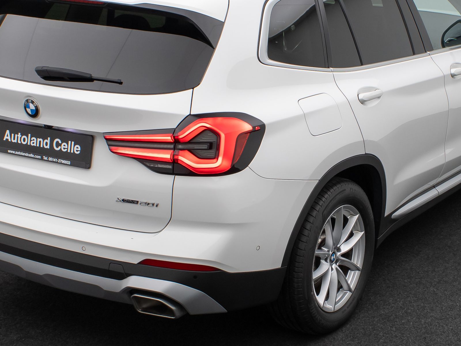 Fahrzeugabbildung BMW X3 xD20i Panorama Kamera DAB Leder Sport 18Zoll