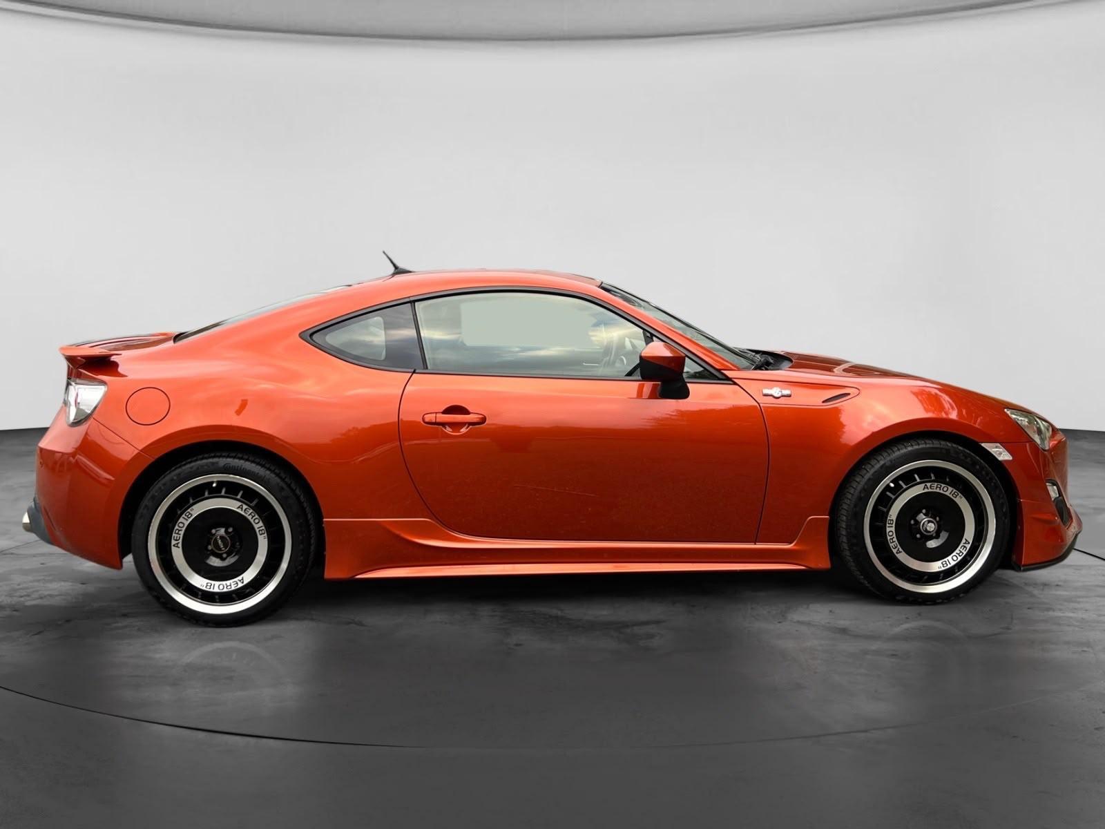 Toyota GT86 2.0 Boxer 200 ch – Boîte manuelle – Alcantara – Xénon – GPS – 167 000 km