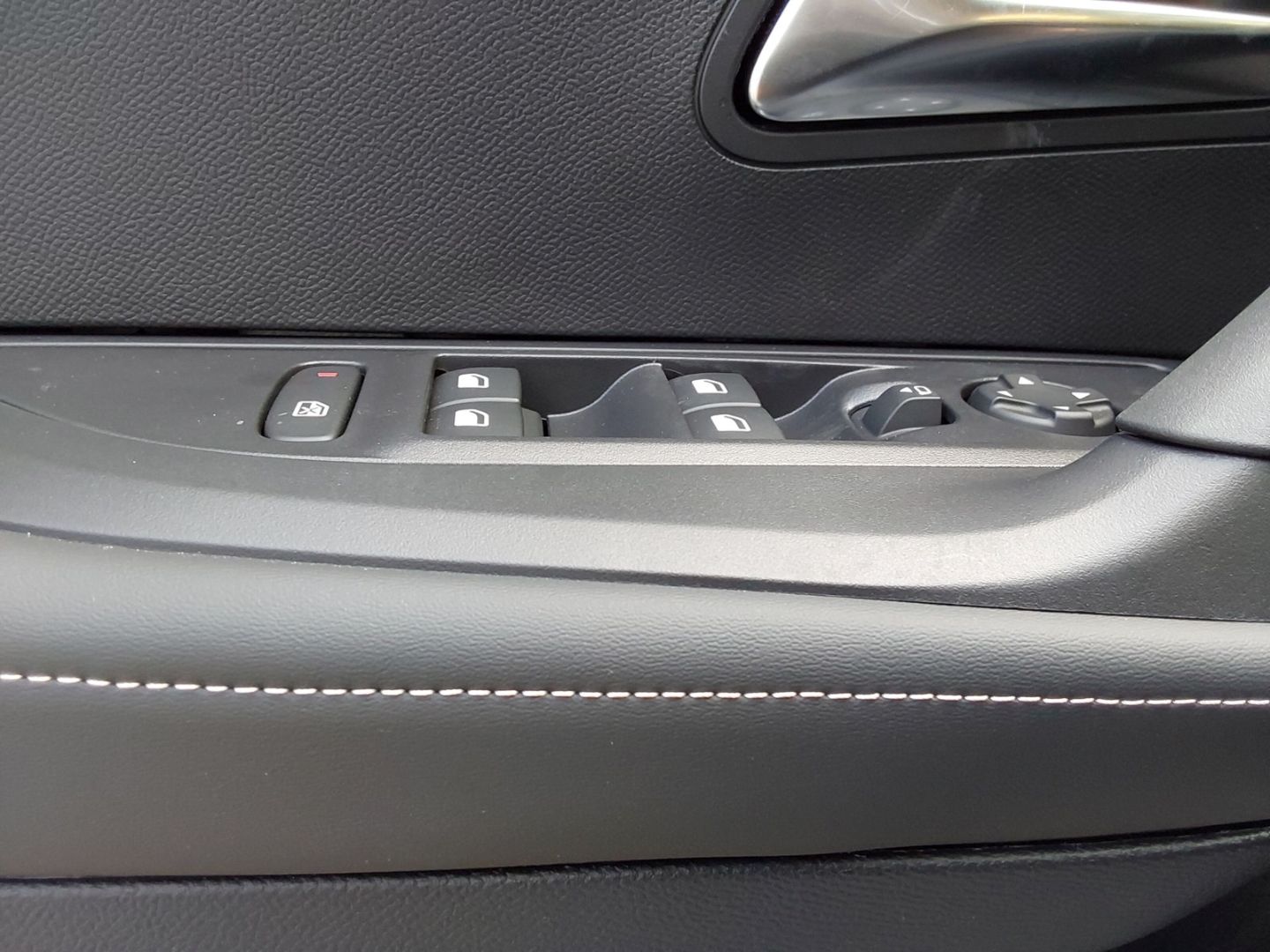 Peugeot 2008 - Bild 14