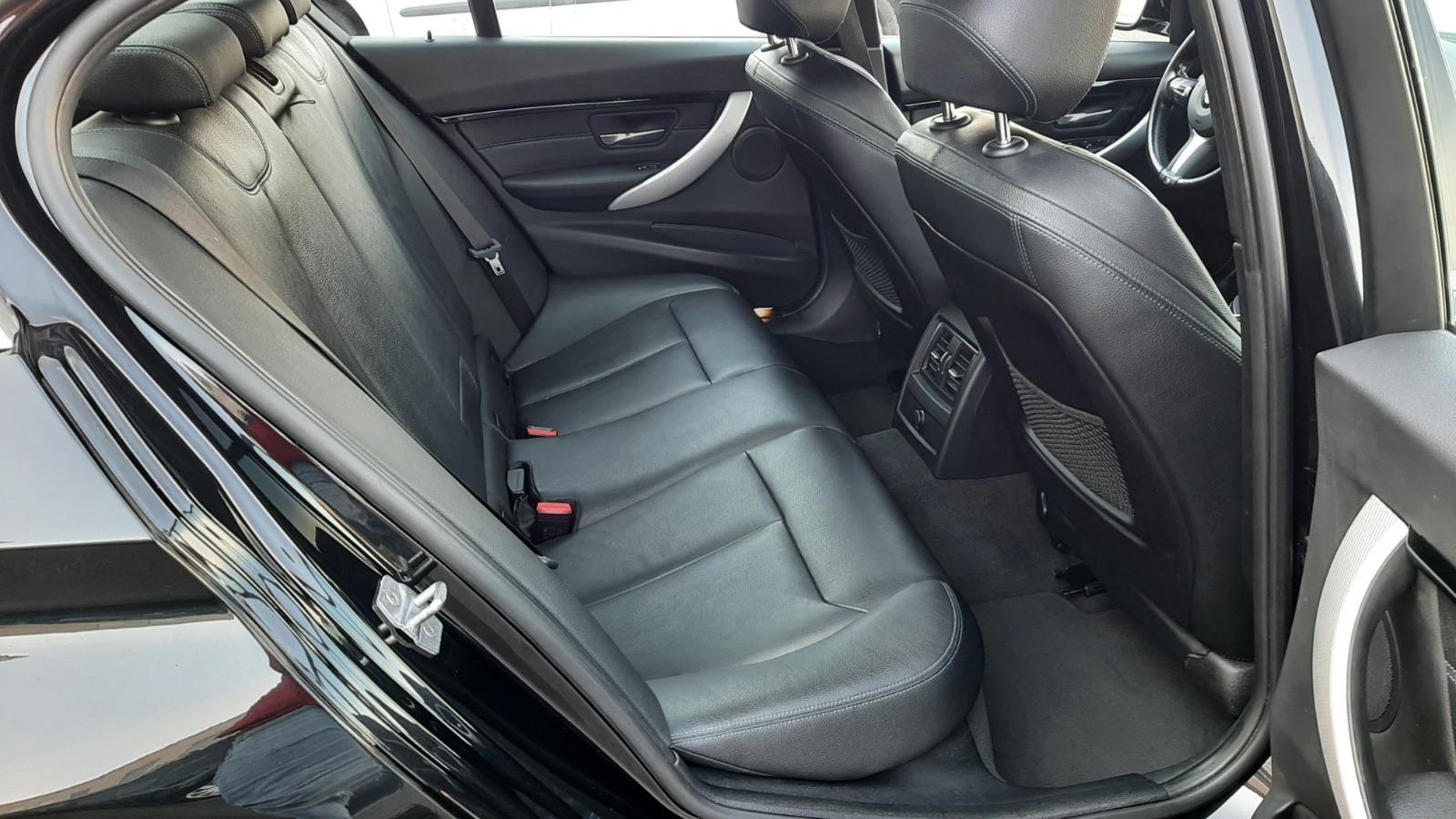 BMW 330E IPERFORMANCE 252CH M SPORT