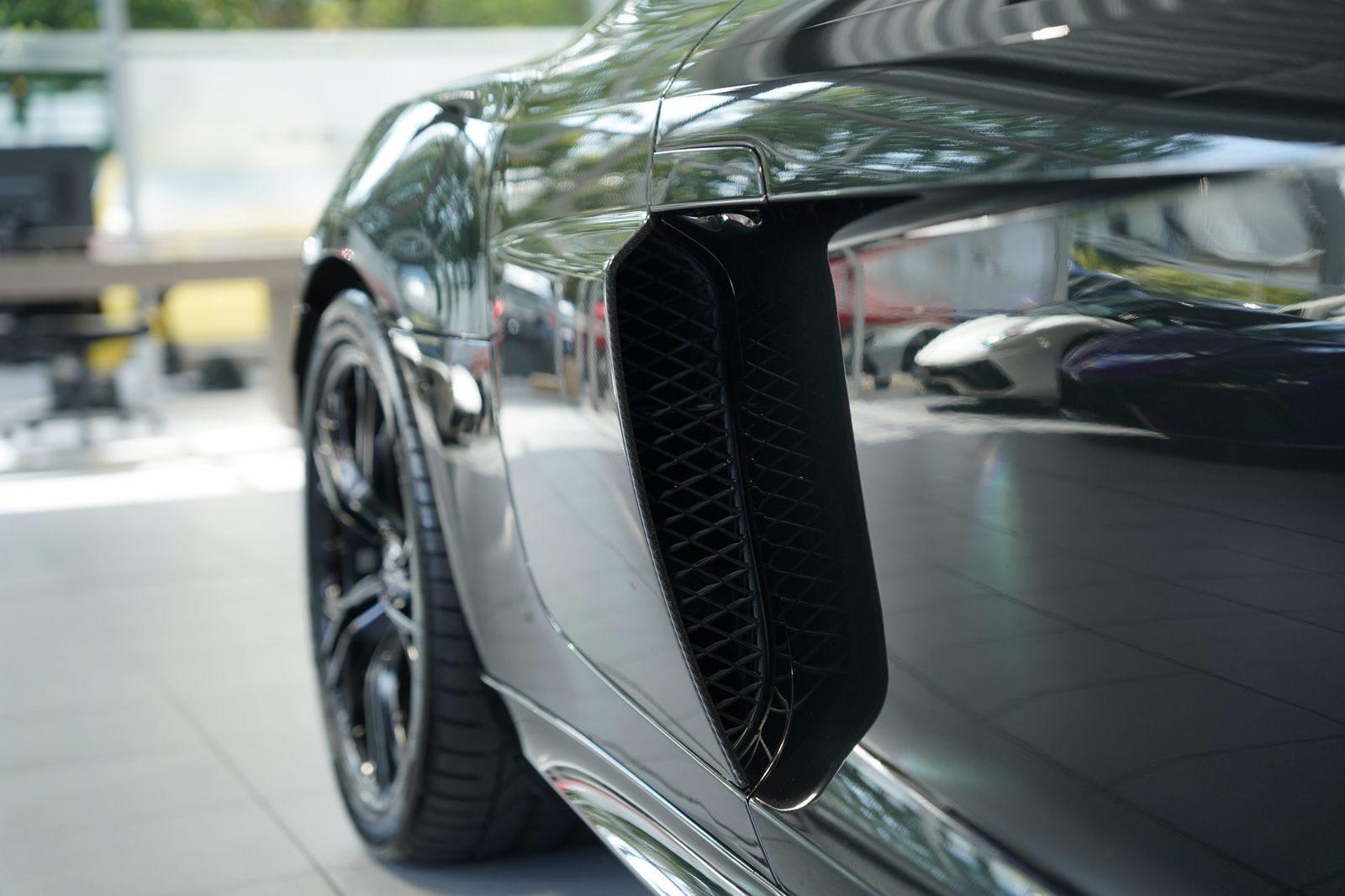 Audi R8