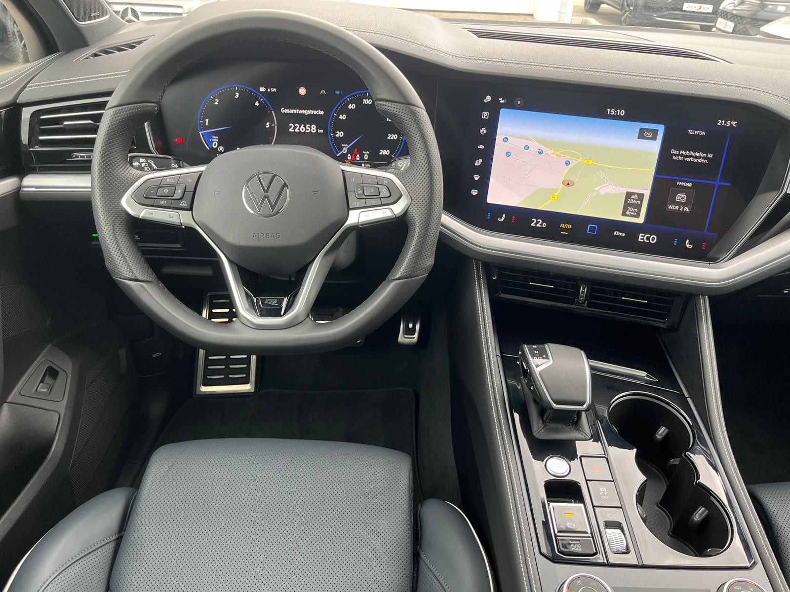 Imagen del vehículo: Volkswagen Touareg 3.0 TDI 4M R-Line VOLL Black 22" UPE 114T