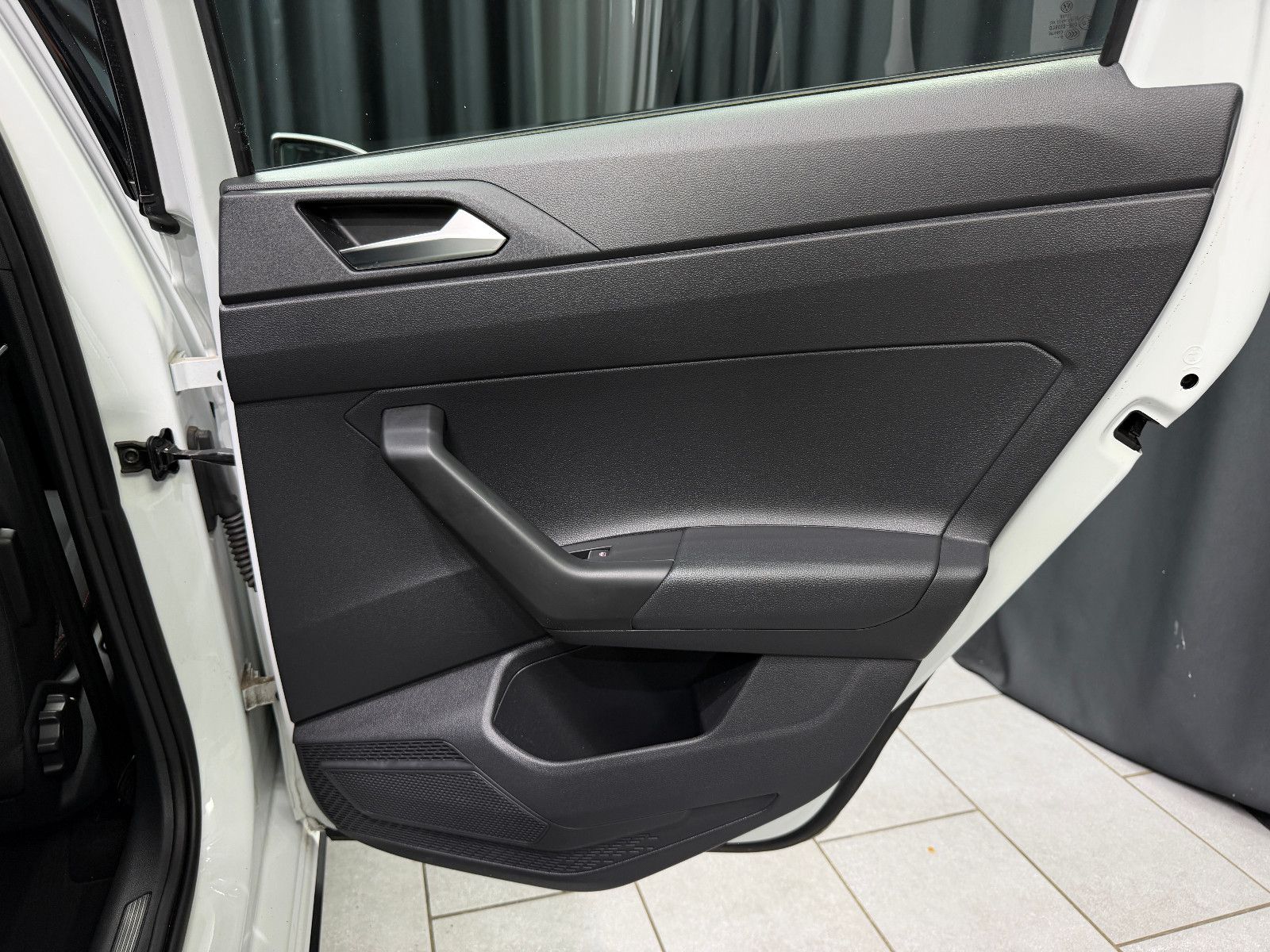 Fahrzeugabbildung Volkswagen Polo VI 2.0 TSI GTI |DSG|AUTOMATIK|LED