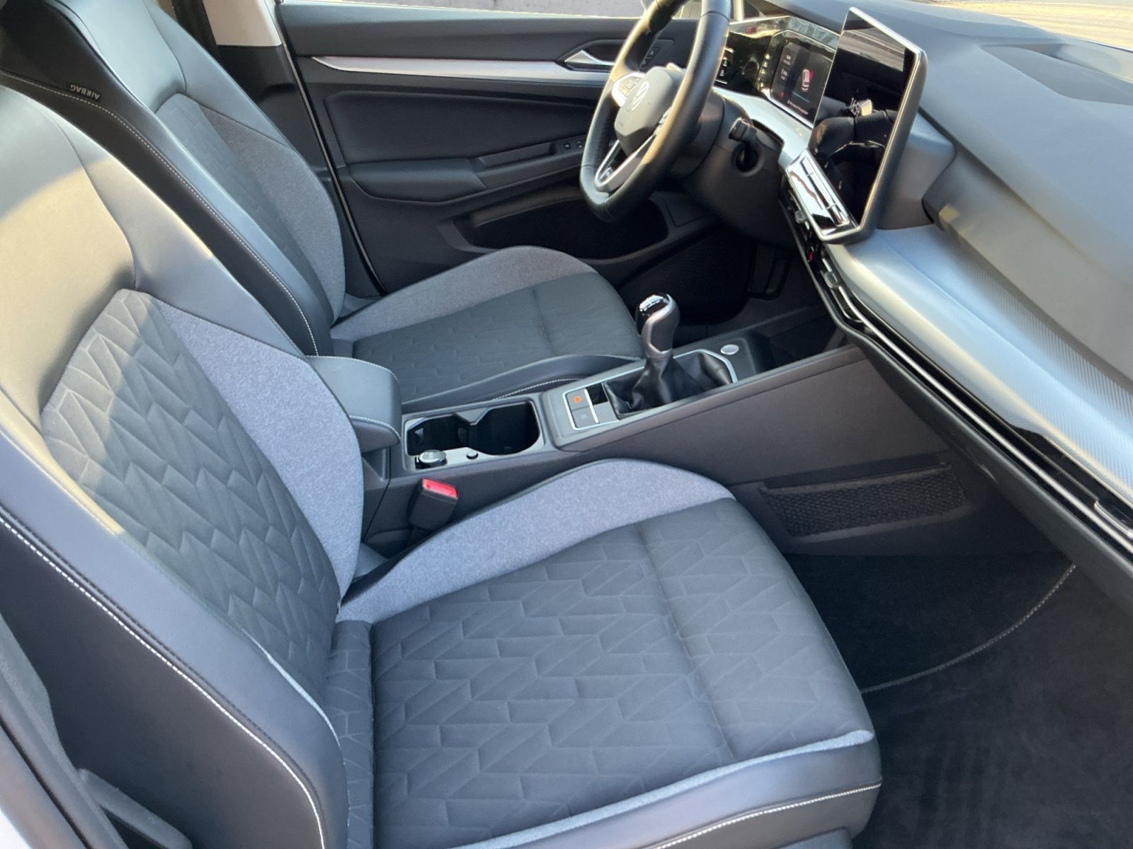 Volkswagen Golf - Bild 13