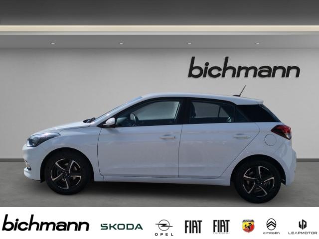 Hyundai i20 Trend Nav BT PDC SHZ LHZ Alu USB