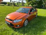 Ford Falcon XR6 - Ford Falcon mit Benzin-Antrieb