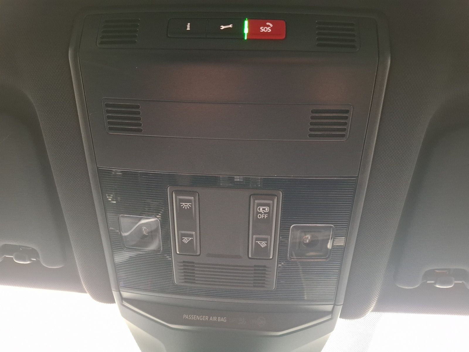 Fahrzeugabbildung Volkswagen T-Roc TDI R-Line DSG LED AHK Navi AID ACC RFK SH