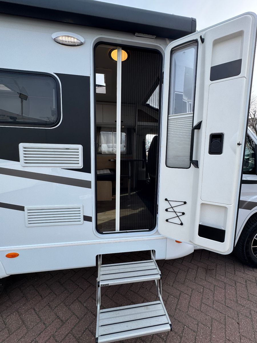 Fahrzeugabbildung Sunlight T 58 ADVENTURE EDITION SOLAR  TV SAT AHK FR.BETT