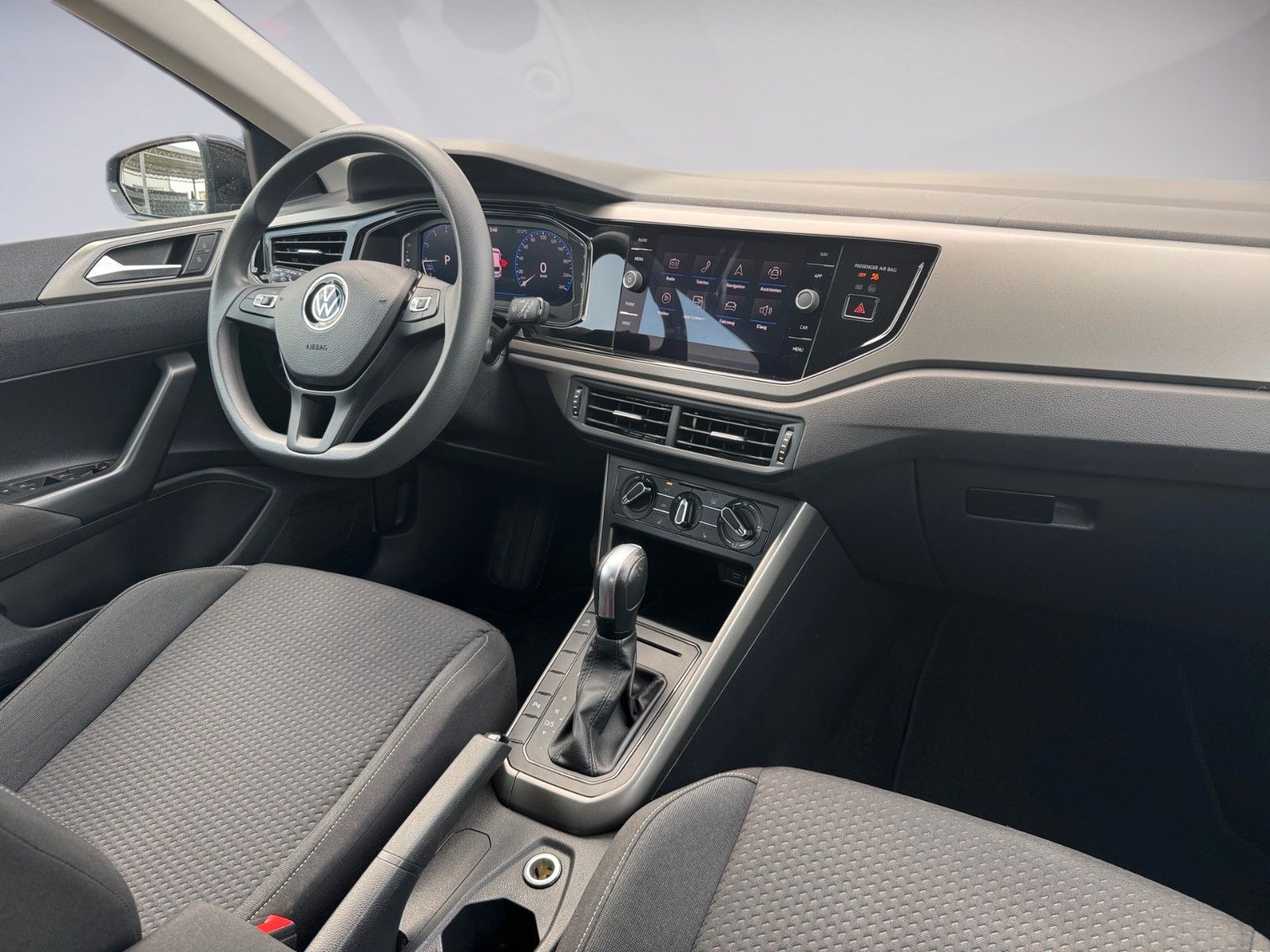 Fahrzeugabbildung Volkswagen Polo VI Comfortline 1.0TSI