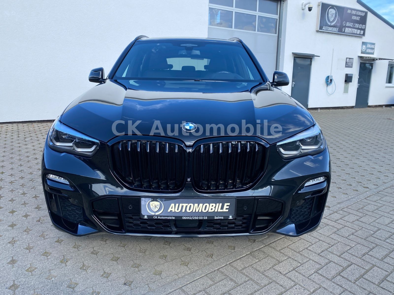 Fahrzeugabbildung BMW X5 xDrive 30d MSport/22Zoll/HeadUp/Pano/360°/LED