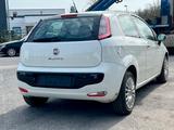 Fiat Punto Evo MyLife ~1.Hand ~TÜV NEU~ERST 121TKM~ - Fiat Punto Evo: Limousine