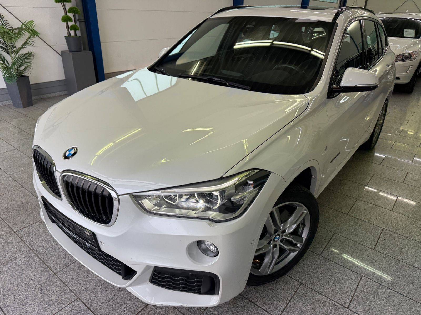 BMW X1 xDRIVE 25 d*M SPORT*AUT*HUD*PANO*LED*CAM*ACC