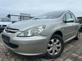 Peugeot 307 - 1,6i Klimaanlage,Oanorama-Dach:EXPORT!! - Peugeot 307 mit Benzin-Antrieb: Kombi, 1.6