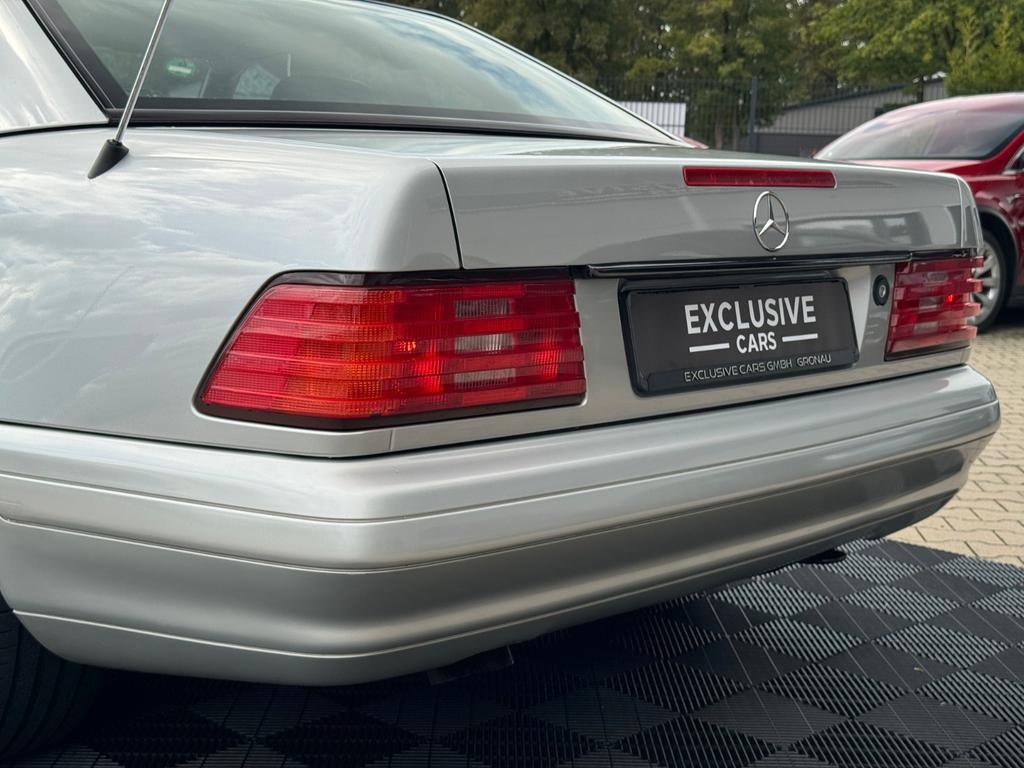 Mercedes-Benz SL 320