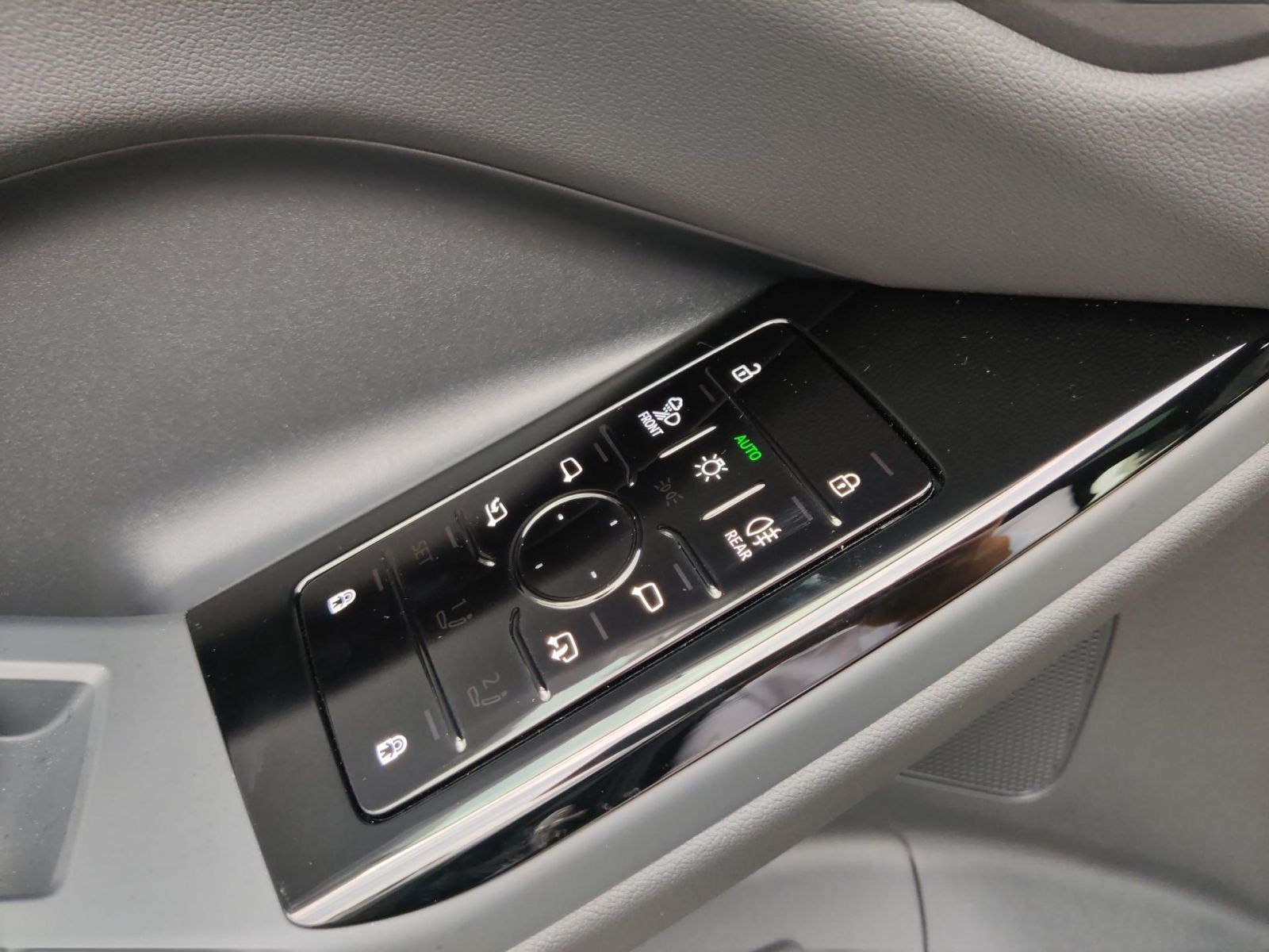 Audi Q6 e-tron - Bild 16