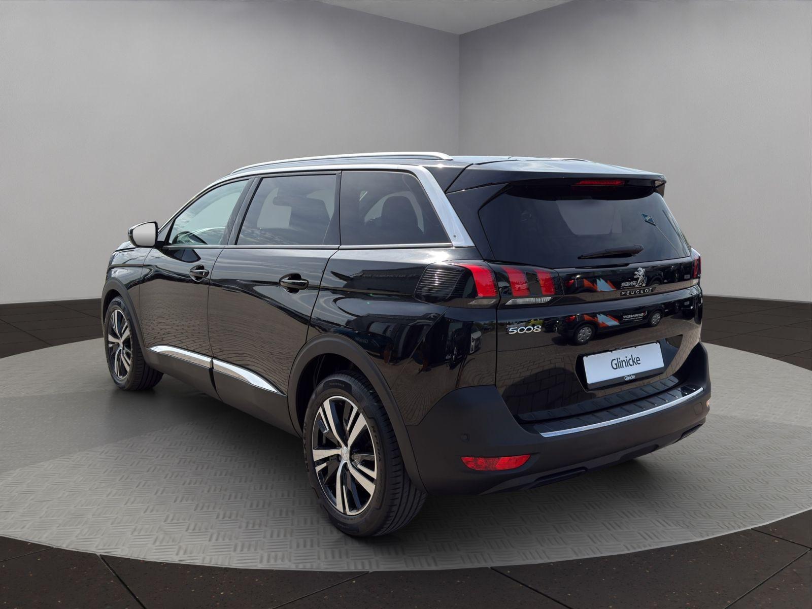 Peugeot 5008 ALLURE PureTech 130
