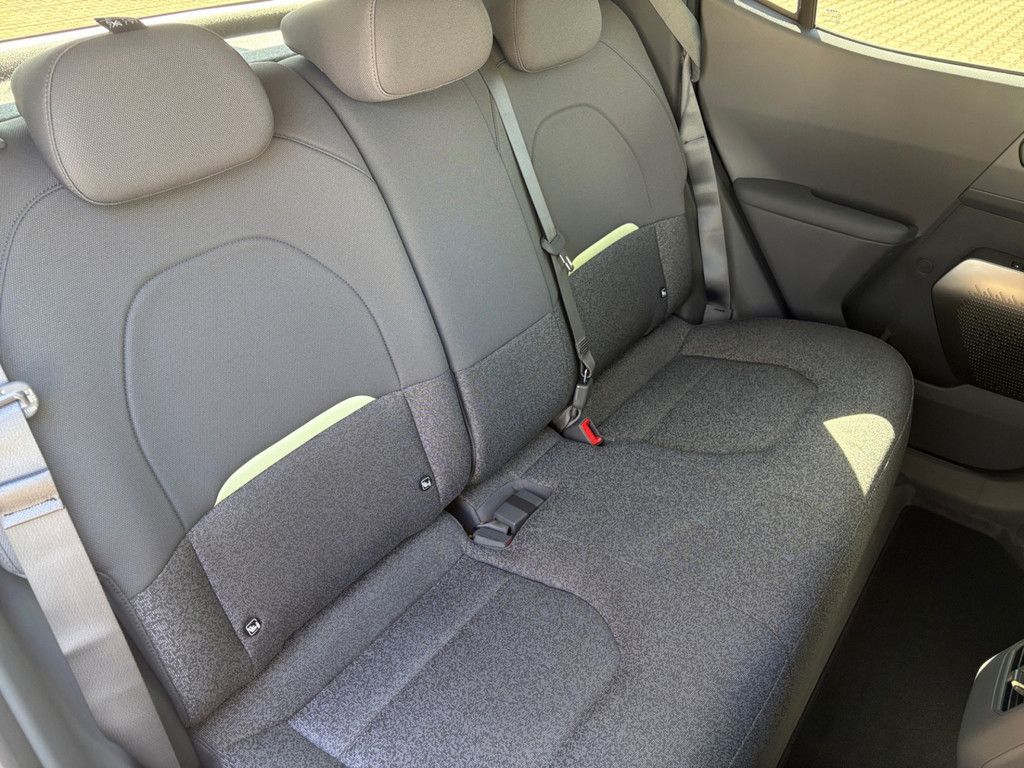 Fahrzeugabbildung Kia EV2 42.2 5S EARTH WIC 22AC TEC DWP DES