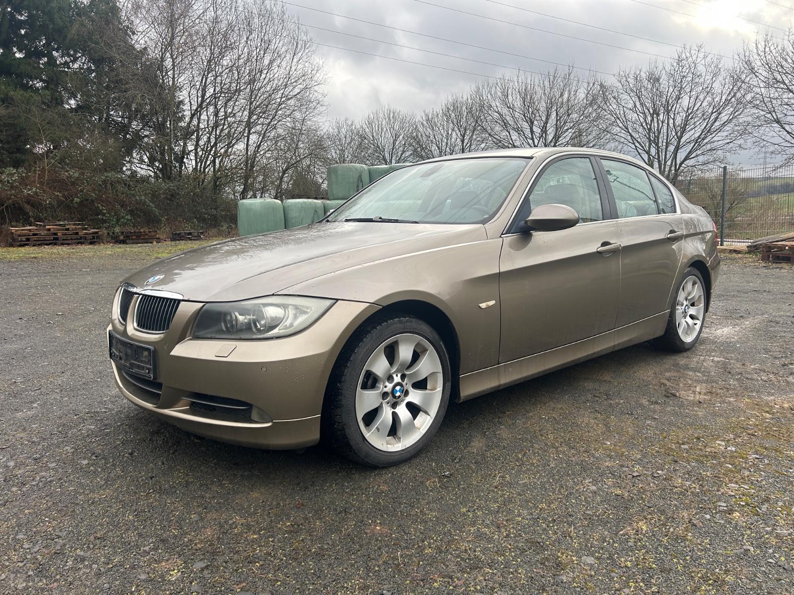 BMW 330 3 Limousine 330i xDrive