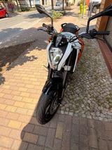 KTM Duke 125 - KTM 125