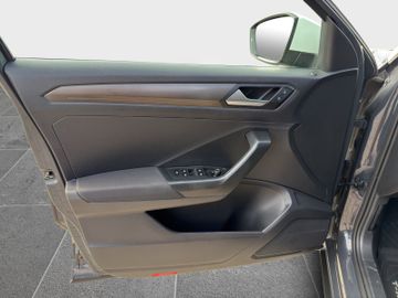 Volkswagen T-Roc - 10