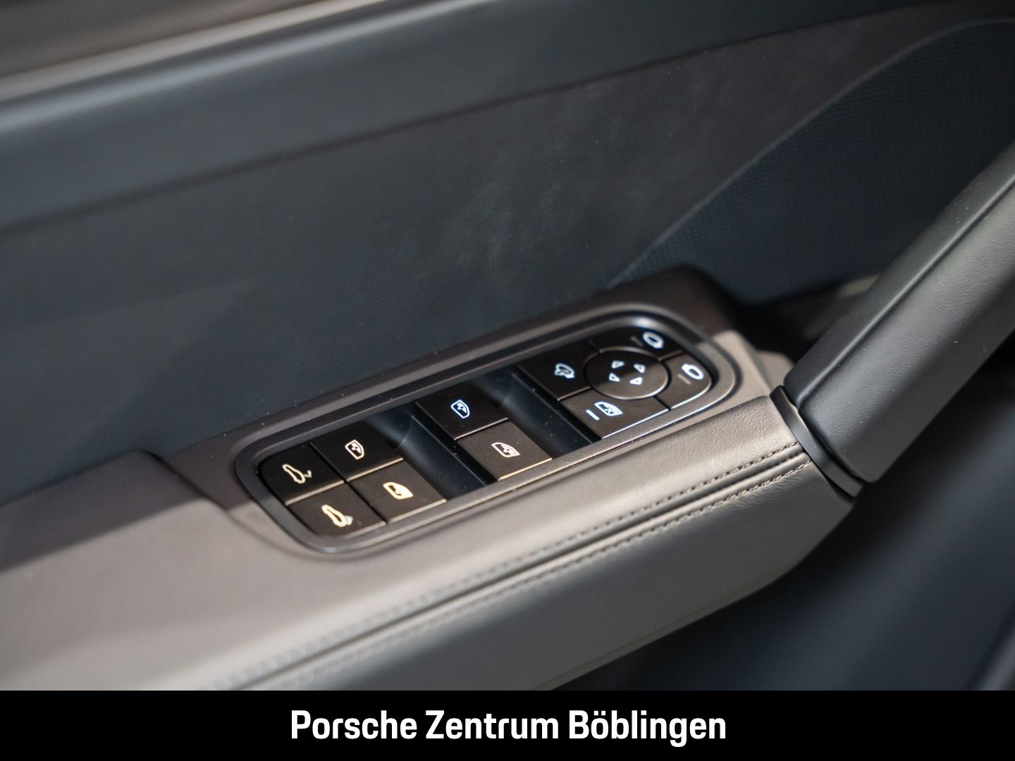 Porsche Cayenne Black Edition HA-Lenkung Head-Up 22-Zoll foto 21