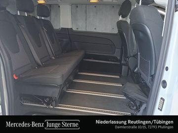 Mercedes V 220 - 11