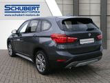 BMW X1 xDrive18d xLine LED Navi+ HUD AZV DA+ ACC PA - BMW X1: Xdrive 18d