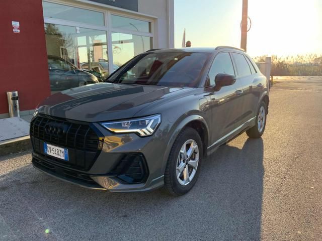 Otros AUDI Q3 35 TFSI Identity Black