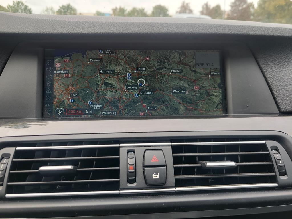 BMW 523