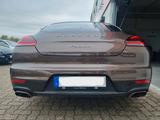 Porsche Panamera Diesel V6 TDI - Porsche Panamera: Coupe
