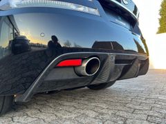 Fahrzeugabbildung Aston Martin DBS COUPE CARBON BLACK 1.HAND DEUTSCHES FAHRZEUG