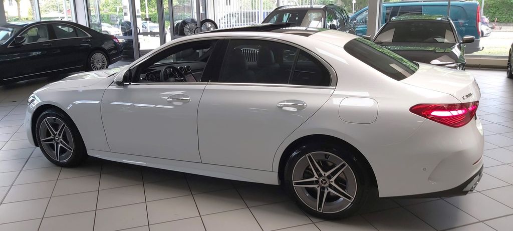 Mercedes-Benz C 300 e AMG PANO TOTW DISTR 360° AHK NETTO 42500