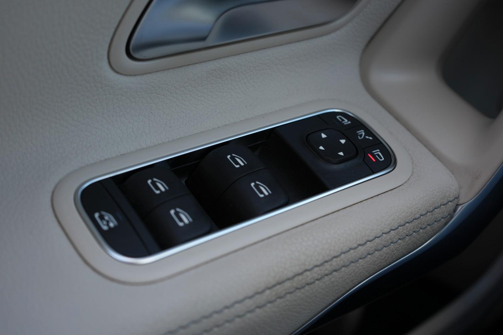 Mercedes-Benz A-Class 4Matic Lim. Progressive *LEDER BEIGE 360°*, миниатюра 27