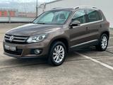 Volkswagen Tiguan Sport & Style BMT|AHK|BREMSEN V NEU|XENON - Pickup bis 10.000 Euro