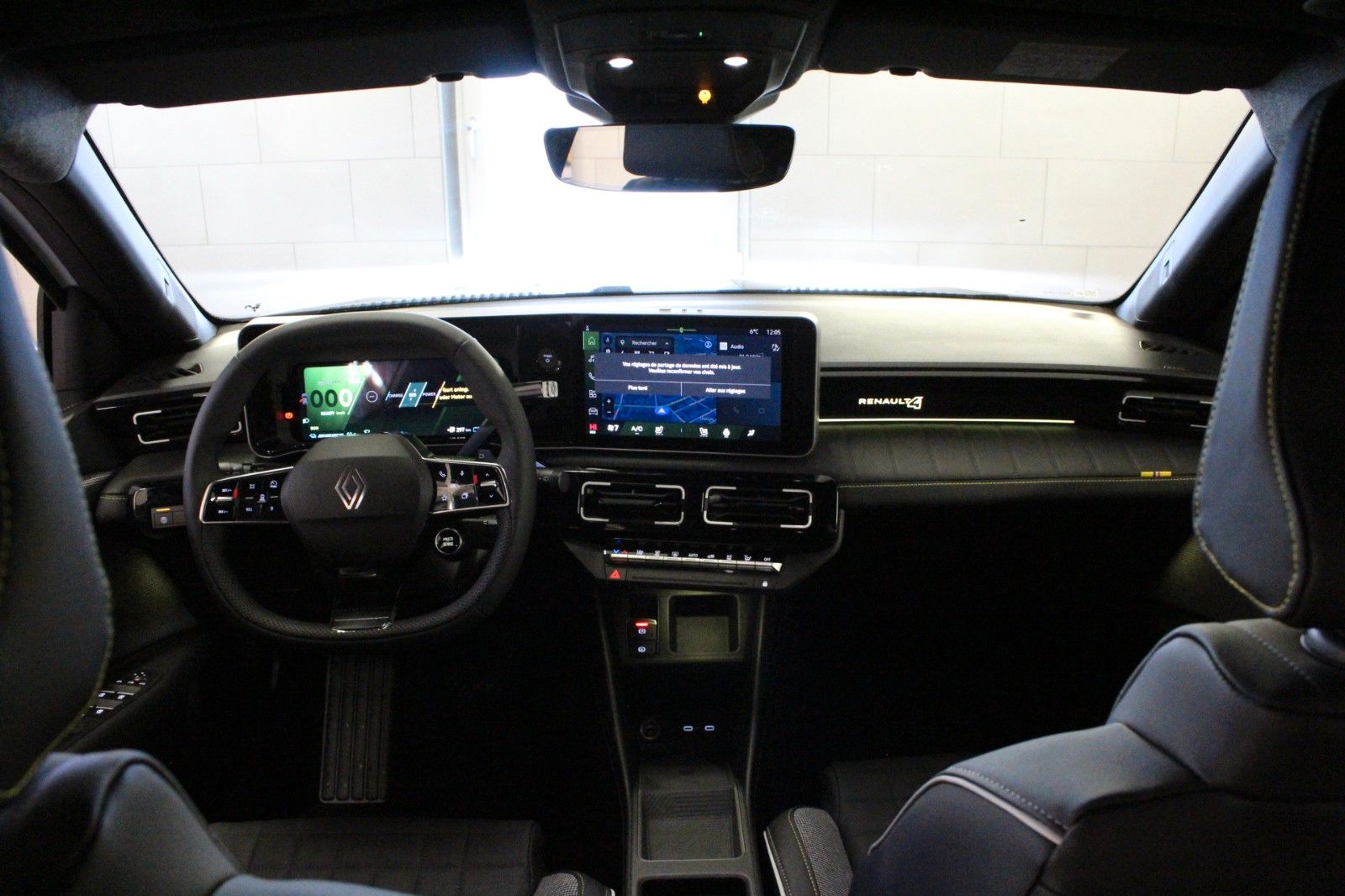 Fahrzeugabbildung Renault R 4 150 Comfort Range Iconic *Vollausstattung*