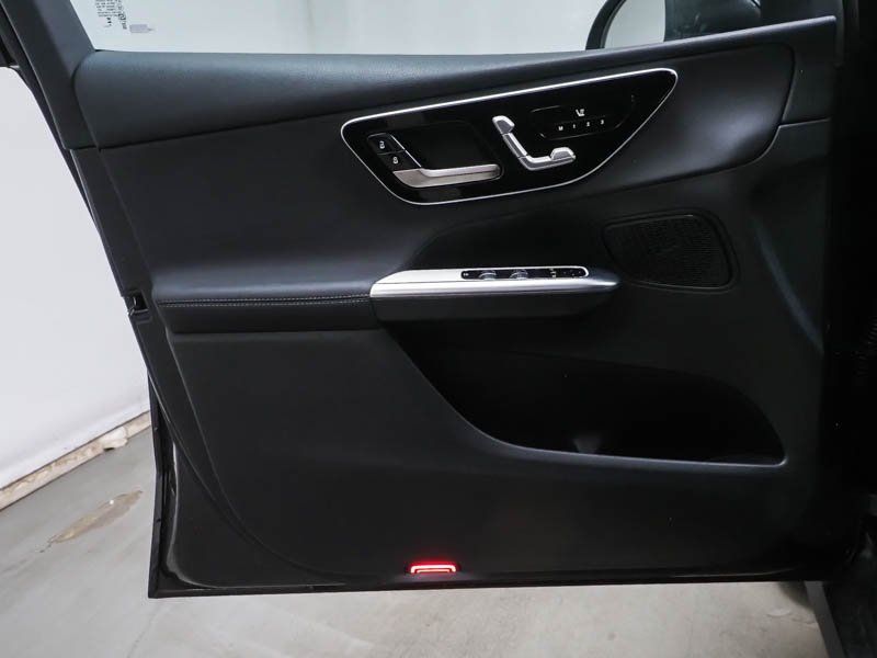Fahrzeugabbildung Mercedes-Benz GLC 200 4M Avantgarde*AHK*Distronic*Totwinkl*360