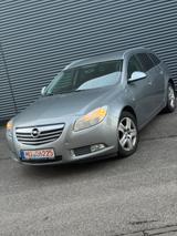 Opel Insignia A Sports Tourer Edition/2HAND/TEMPO/PDC - Opel Insignia aus 2011: Sports Tourer