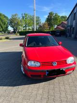 Volkswagen Golf 1.6 Standard - Volkswagen Golf aus 1997 mit Benzin-Antrieb: Kombi