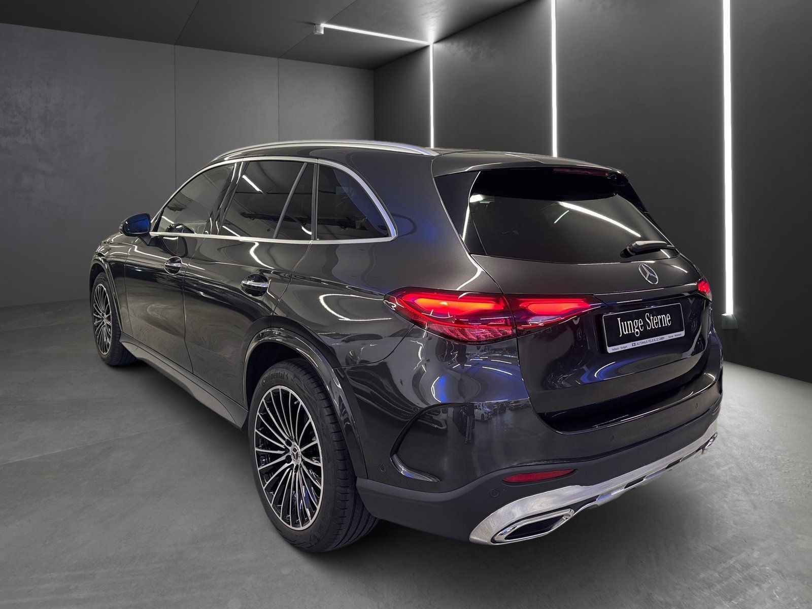 Fahrzeugabbildung Mercedes-Benz GLC 300 d 4M AMG*Technik*AHK*Pano*Fahrass*Burmes