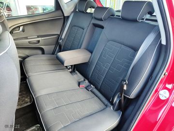 Kia Venga Spirit Autom.-Navi-Klima-SHZG-AHK-1Vorbes.